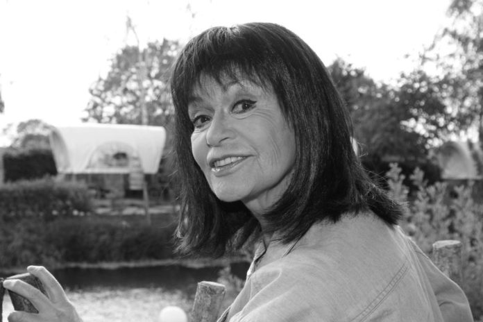 Marie Versini: