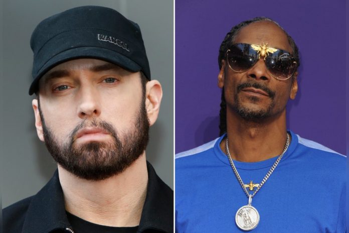 Eminem und Snoop Dogg waren zusammen im Studio - und es wurde rauchig. / Source: Kathy Hutchins/Shutterstock / Tinseltown/Shutterstock