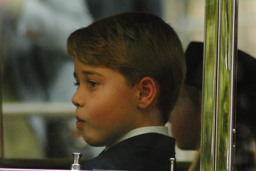 Prinz George besucht eine neue Schule mit neuen Regeln / Source: Lwsi Cox/Shutterstock