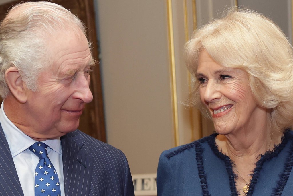König Charles und Königsgemahlin Camilla gedenken ihrer verstorbenen Mütter zum Muttertag. / Source: imago/i Images