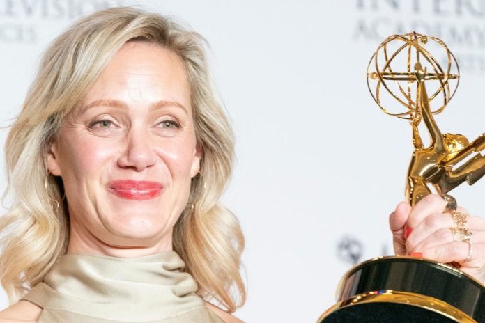 Besonderer Moment in ihrer Karriere: 2018 konnte Anna Schudt einen International Emmy Award in New York entgegennehmen. / Source: lev radin/Shutterstock.com