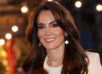 Hinter den Kulissen: Prinzessin Kate arbeitet offenbar schon wieder Prinzessin Kate im Dezember 2023. / Source: imago/i Images