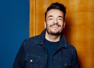 Giovanni Zarrella schwärmt von Bruder Stefanos “Let’s Dance”-Leistung Giovanni Zarrella veröffentlicht die neue Single "Danza". / Source: Maximilian König