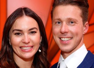 “Let’s Dance”: Valentin Lusin fällt für Show vier aus Die "Let's Dance"-Stars Renata und Valentin Lusin bekommen ihr erstes gemeinsames Kind. / Source: imago images/Panama Pictures