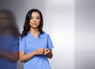 Midori Francis verlässt “Grey’s Anatomy” nächste Staffel Midori Francis spielt Mika Yasuda. / Source: Disney/Nino Muñoz