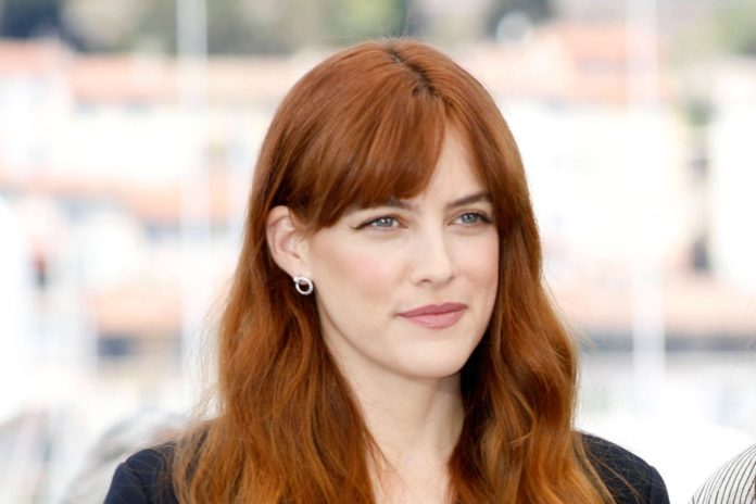 Riley Keough wehrt sich gegen einen offenbar unrechtmäßigen Versuch, Graceland zu verkaufen. / Source: imago/Future Image