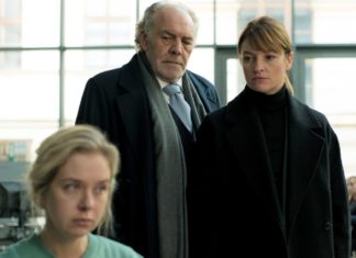 TV-Tipps am Donnerstag "Der Zürich-Krimi: Borchert und die dunklen Schatten": Dominique (Ina Paule Klink, r.) und Borchert (Christian Kohlund) sind skeptisch gegenüber ihrer Mandantin Julia Egger (Anna Herrmann). / Source: ARD Degeto/Graf Film/Mia Film/Roland Suso Richter
