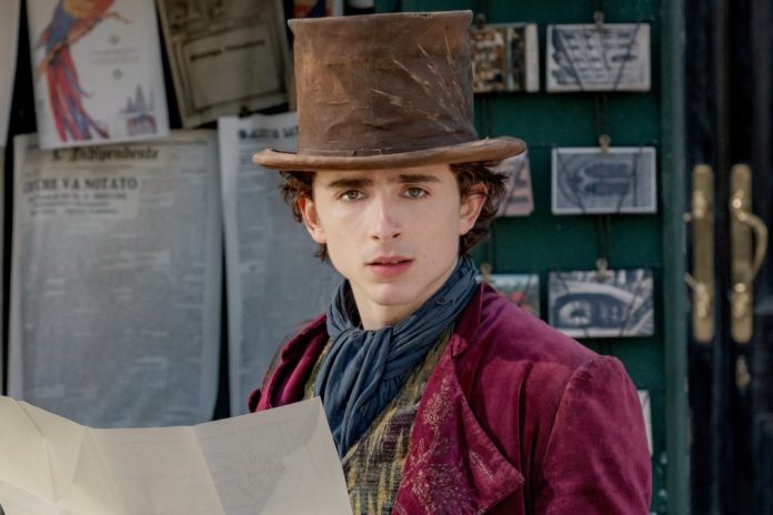 Timothée Chalamet als der junge Schokoladen-Künstler Willy Wonka. / Source: © 2021 Warner Bros. Entertainment Inc. All Rights Reserved