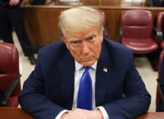 “The Apprentice”: Regisseur scherzt über mögliche Trump-Klage Donald Trump während seines Prozesses in New York. / Source: action press/SIPA USA/USA TODAY Network