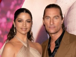 Camila und Matthew McConaughey werben mit einem besonderen Hingucker. / Source: Billy Bennight/AdMedia/ImageCollect