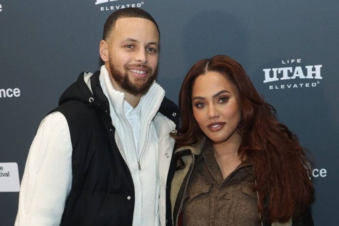 Stephen und Ayesha Curry sind nun vierfache Eltern. / Source: IMAGO/Everett Collection