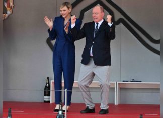 Fürstin Charlène: Stylische Auftritte rund um den Grand Prix in Monaco Das monegassische Fürstenpaar fieberte beim Formel-1-Rennen in Monte-Carlo kräftig mit. Charlène zog auch wegen ihres blauen Jumpsuits die Blicke auf sich. / Source: imago/ABACAPRESS