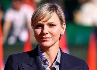 Fürstin Charlène: Süße Aufnahme mit ihren Zwillingen Fürstin Charlène feiert wie alle Mamas in Monaco und Frankreich am 26. Mai Muttertag. / Source: Victor Velter/Shutterstock.com