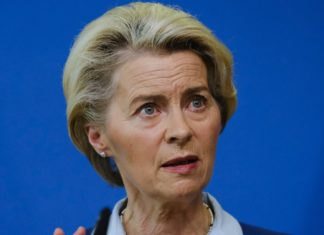 Ursula von der Leyen: Rührende Erinnerungen an ihre Schwester Ursula von der Leyen ist seit dem 1. Dezember 2019 ist sie Präsidentin der Europäischen Kommission. Für die Europawahl am 9. Juni ist sie die CDU-Spitzenkandidatin. / Source: Alexandros Michailidis/Shutterstock.com