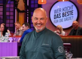 Dieses neue Kochformat stellt Frank Rosin auf die Probe Frank Rosin stellt sich in "Wer kocht das Beste für die Gäste?" einer neuen Küchen-Challenge. / Source: Seven.One / Willi Weber