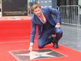 "Thor" Chris Hemsworth hat jetzt seinen eigenen Stern auf dem Walk of Fame. / Source: imago/ZUMA Press Wire