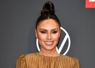 Nazan Eckes: “Den Jungs fällt es nicht auf, dass wir getrennt sind” Nazan Eckes bei einem Auftritt in Berlin. / Source: imago/Future Image