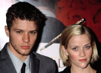 “Wir waren heiß”: Ryan Phillippe postet Foto mit Ex Reese Witherspoon Reese Witherspoon und Ryan Phillippe bei einem Auftritt im Jahr 2001. / Source: Everett Collection/Shutterstock.com