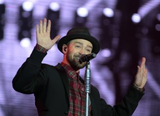 Für diesen Stargast unterbricht Justin Timberlake Konzert in New York Justin Timberlake befindet sich gerade mitten in seiner Welttour - und juristischem Ärger. / Source: A.PAES/Shutterstock