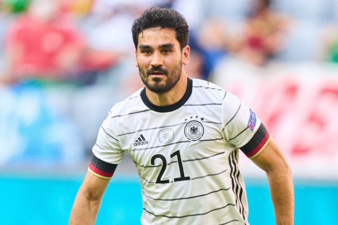 Ilkay Gündogan ist seit vergangenem Jahr Vater eines Sohnes. / Source: imago images/ActionPictures