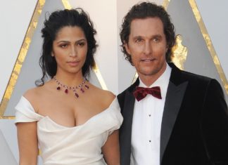 Zum Hochzeitstag: Matthew McConaughey dankt seiner Frau Camila Alves Matthew McConaughey und seine Ehefrau Camila Alves gelten in Hollywood als Traumpaar. / Source: Tinseltown/shutterstock.com