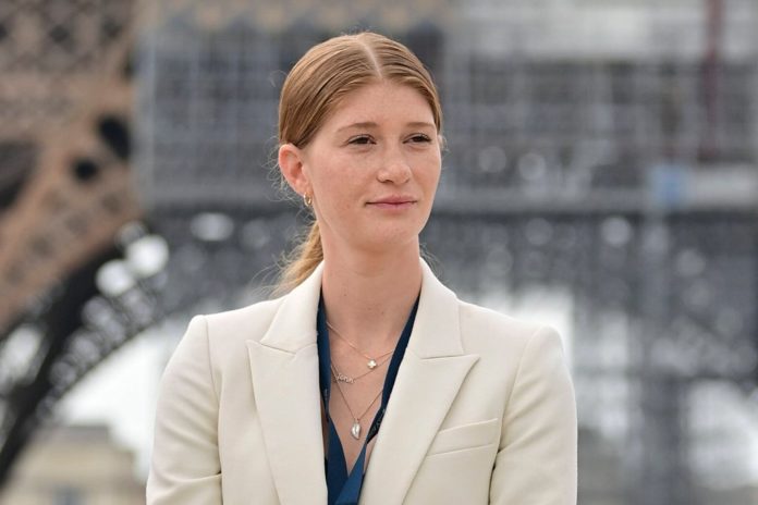 Jennifer Gates, hier auf einem Event in Paris, erwartet wieder Nachwuchs. / Source: imago images/PanoramiC