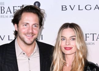 Süßes Geheimnis: Darüber streitet Margot Robbie mit ihrem Mann Margot Robbie und Tom Ackerley sind patriotisch, was Snacks betrifft. / Source: IMAGO/Future Image