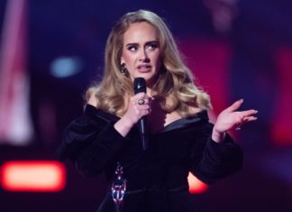 Adele: Millionen-Renovierung verzögert Einzug in ihre Traumvilla Die ohnehin schon große Villa von Sängerin Adele soll um ein Stockwerk aufgestockt worden sein. / Source: imago/PA Images