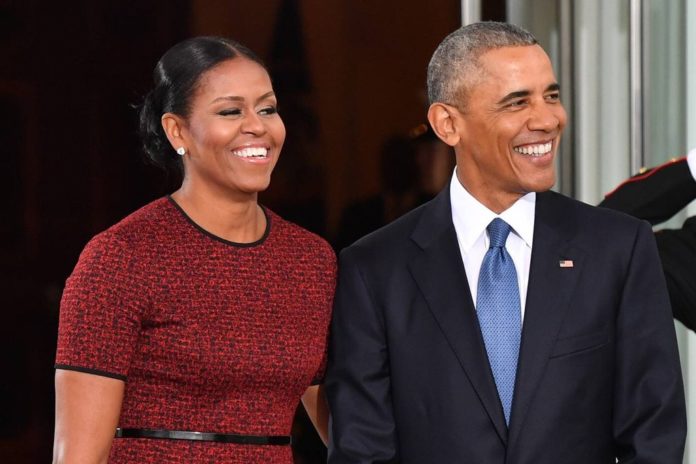 Powerpaar: Michelle und Barack Obama feiern 2024 bereits ihren 32. Hochzeitstag. / Source: imago images/ZUMA Wire