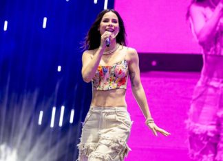 Lena Meyer-Landrut: Konzertabsage “aus gesundheitlichen Gründen” Auf einen Auftritt wie diesen unlängst in Hamburg hatten sich die Fans am Samstagabend in München gefreut. / Source: imago/xim.gs
