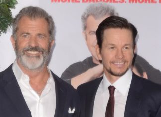 Mark Wahlberg: “Flight Risk”-Dreharbeiten dauerten nur wenige Tage Mel Gibson und Mark Wahlberg standen für für "Daddy's Home 2" (2017) gemeinsam vor der Kamera. / Source: imago/Depositphotos