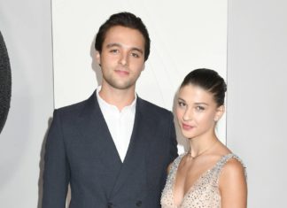 Bill Gates’ Tochter bestätigt Beziehung zu Enkel von Paul McCartney Phoebe Gates und Freund Arthur Donald bei einem Event im Januar. Die Beziehung wollte sie damals noch nicht bestätigen. / Source: imago images/Newscom / AdMedia