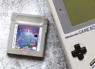 “Tetris” feiert 40. Geburtstag: Lustige Fakten zum Kultspiel Wurde als Standard-Gameboy-Spiel weltberühmt: "Tetris". / Source: Jordi Villar/Shutterstock