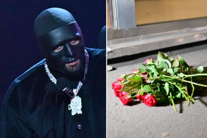 Am Ort der Tat wurden zu Ehren von C.Gambino Blumen niedergelegt. / Source: imago/TT / imago/TT