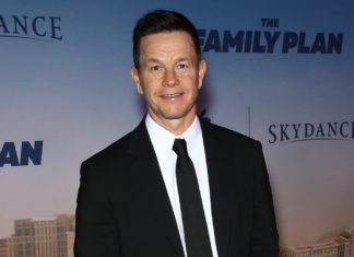 Seine Ehefrau gratuliert herzlich: Mark Wahlberg wird 53 Jahre alt Mark Wahlberg bei einer Filmpremiere. / Source: MJT/AdMedia/ImageCollect