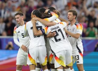 “Perfekter Start”: So feiern die DFB-Stars das 5:1 gegen Schottland Fünfmal konnte die DFB-Elf beim Auftaktsieg gegen Schottland zum Jubeln ansetzen. / Source: Sebastian El-Saqqa - firo sportphoto/Getty Images