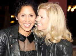 Steffi Jones (l.) mit ihrer Frau Nicole. / Source: imago/HMB-Media