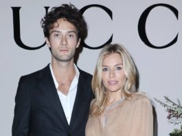 Oli Green und Sienna Miller lernten sich 2021 kennen. / Source: IMAGO/ABACAPRESS/Jerome Domine