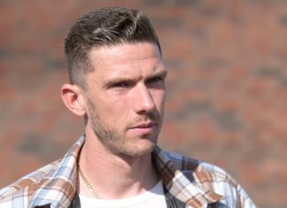 Nach Nicht-Nominierung: Fußball-Star Robin Gosens wird EM-Experte Robin Gosens steht zwar nicht im DFB-Kader, ist jedoch trotzdem Teil der EM in Deutschland. / Source: imago/Funke Foto Services