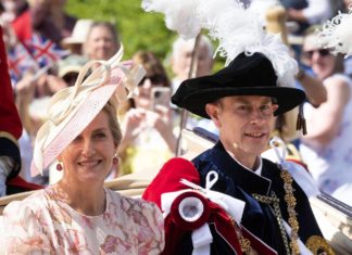 Prinz Edward und Herzogin Sophie: So feiern sie ihre Silberhochzeit Herzogin Sophie und Prinz Edward haben 1999 geheiratet. / Source: imago/i Images