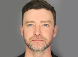Barkeeper gibt an: “Justin Timberlake hatte nur einen Drink” Dieses Foto von Justin Timberlake veröffentlichten die Behörden nach dessen Festnahme. / Source: Sag Harbor Police Department via Getty Images