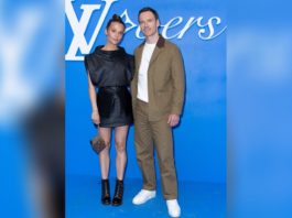 Alicia Vikander und Michael Fassbender bei der Louis-Vuitton-Männermodenschau in Paris. / Source: imago/Bestimage