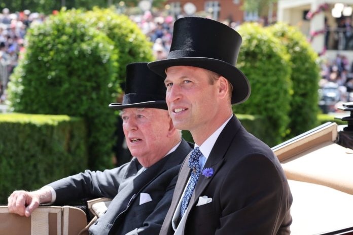 Prinz William nahm in der ersten Kutsche Platz, neben ihm der Graf von Halifax. / Source: imago/i Images