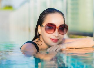 Ab ins kühle Nass: Freibäder und Badeseen online finden Mit den folgenden Tipps dürfte das richtige Freibad schnell gefunden sein. / Source: Lifestyle Travel Photo/Shutterstock.com