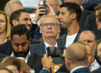 Fußball-EM: Bestwert bei TV-Quoten – und jubelnde Promis im Stadion Günther Jauch mit Popcorn beim EM-Spiel der deutschen Fußballnationalmannschaft am Mittwoch in Stuttgart. / Source: IMAGO/Eibner