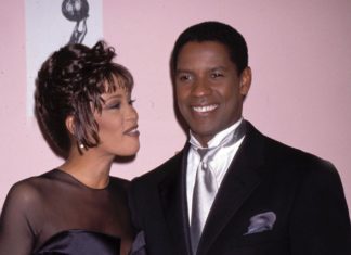 Denzel Washington wollte Whitney Houston “beschützen” Whitney Houston und Denzel Washington 1996. / Source: imago/Depositphotos