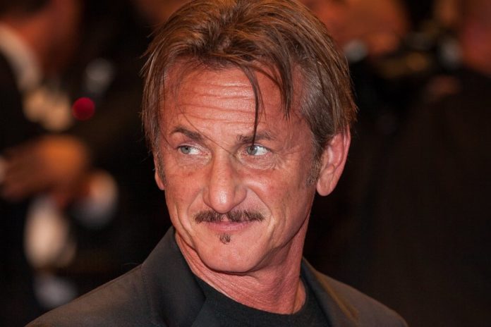 Sean Penn ist ab 27. Juni neben Dakota Johnson im Film 