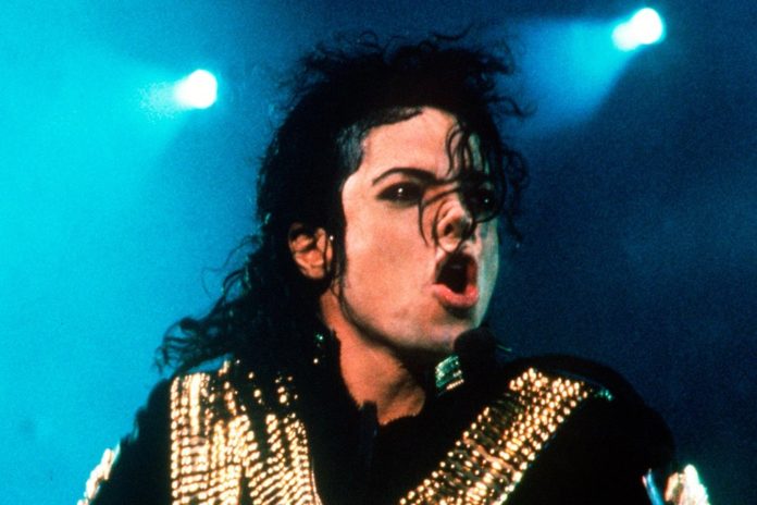 Produzierte in seiner Karriere unzählige Hits und Schlagzeilen: US-Superstar Michael Jackson. / Source: imago/FAMOUS