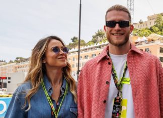 Promi-Hochzeit auf Vulcano: Loris Karius hat Diletta Leotta geheiratet Diletta Leotta und Loris Karius haben eine Blitzliebe hingelegt. Nach der Geburt ihrer Tochter krönten sie ihre Beziehung nun mit einer Traumhochzeit. / Source: IMAGO/Eibner-Pressefoto/Alexander Neis