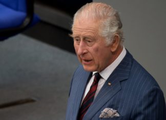 König Charles III.: Sagt er seinen Neuseelandbesuch etwa ab? Ende März 2024 besuchte König Charles III. Deutschland - hier bei seiner Rede im Deutschen Bundestag. Im Oktober wird er Down Under erwartet. / Source: Heide Pinkall/Shutterstock.com